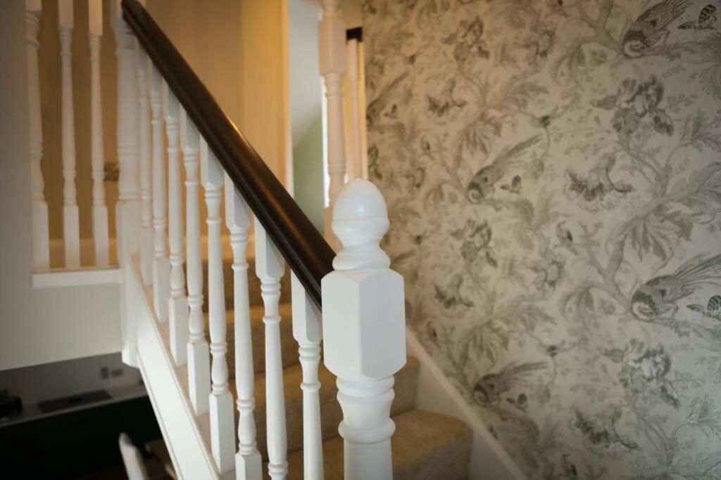 5* Self Catering Villa Nenagh Exteriör bild